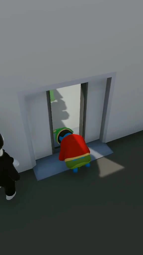 我们不仅能用头卡住电梯，还能徒手撕电梯